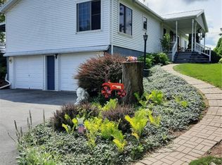 132 S Court St, Canastota, NY