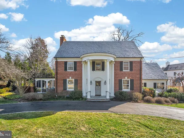 5208 Woodlawn Ave, Chevy Chase, MD 20815