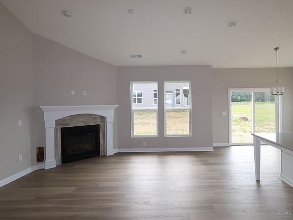 5th image of 48 Bick Dr #27
