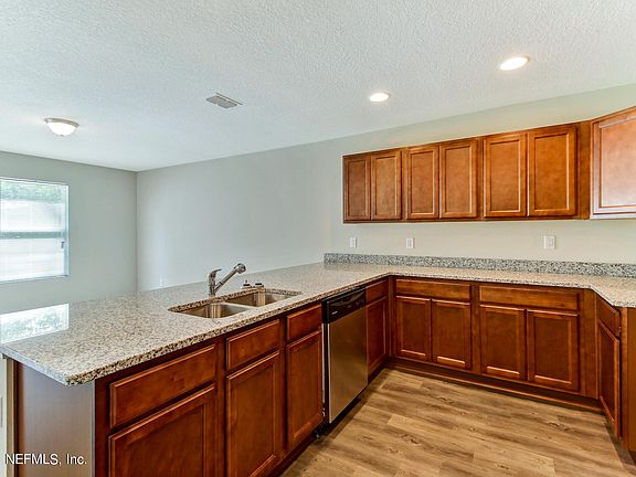 5th image of 4495 Glendas Meadow Dr