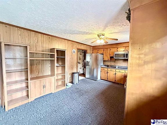 5th image of 2136 Jones Rd