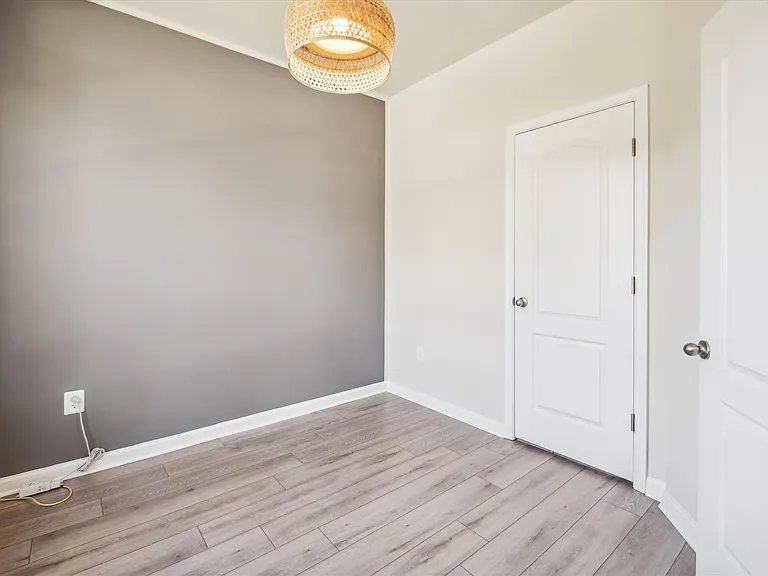 627 Quarterpath Way — Photo 5