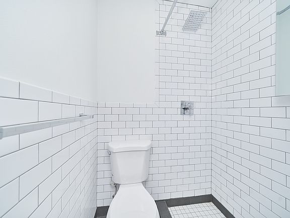 5th image of 109 Ludlow St APT 12