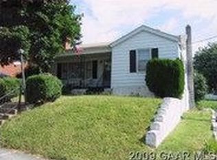 1811 Orange St, Staunton, VA 24401