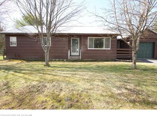 2 Pinewoods Rd, Lisbon, ME 04250