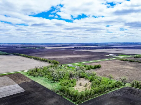 Highway 81 NE, Cummings, ND 58223