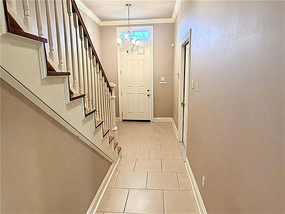 2nd image of 3909 Civic St