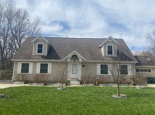 2385 Meadow St, Flushing, MI 48433