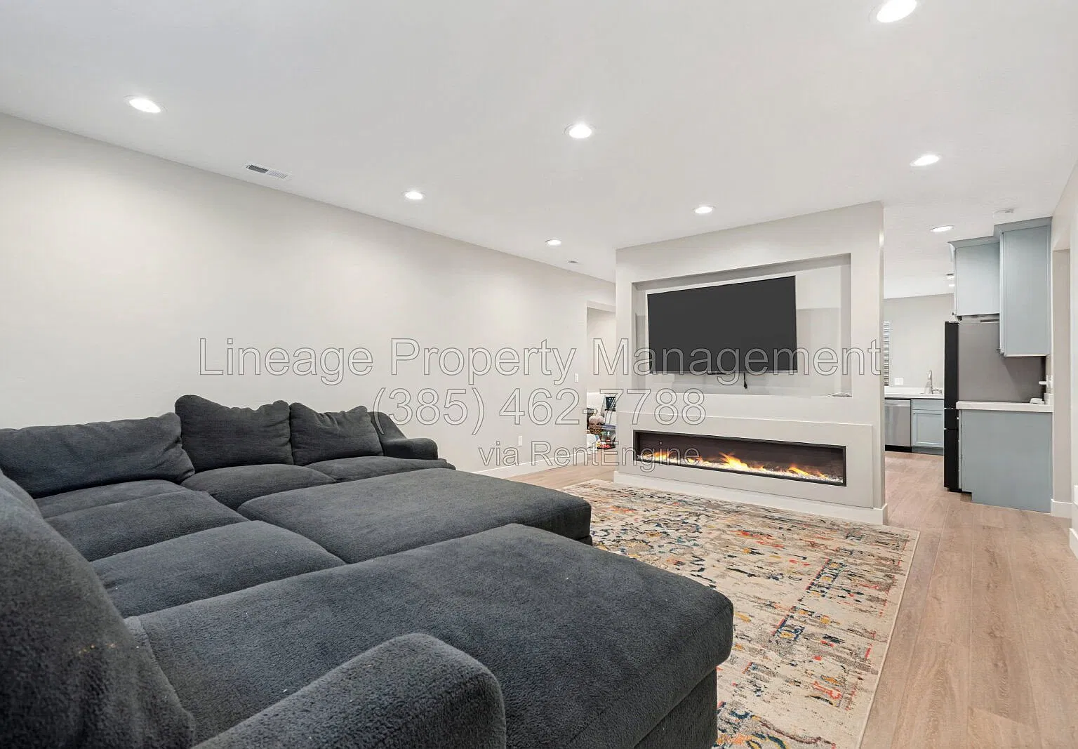 1 bed, 1.5 bath, 1200 sqft, $1,500 — Photo 3