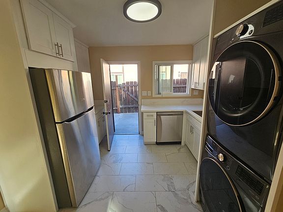 2nd image of 691 Graves Ave