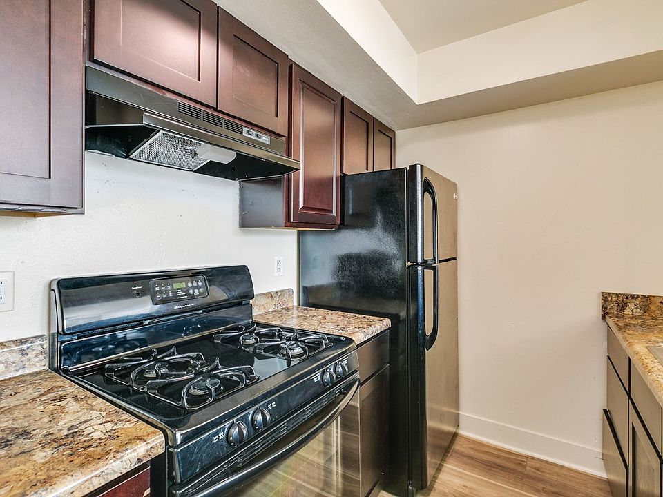 1st image of 4007-4011 Aspen St #18205149
