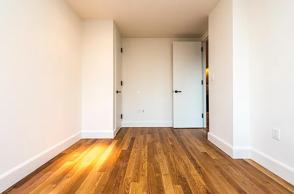 Rented by Nooklyn NYC LLC | media 92