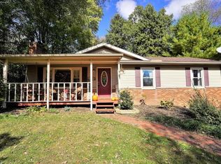 471 Abbyshire Rd, Akron, OH 44319