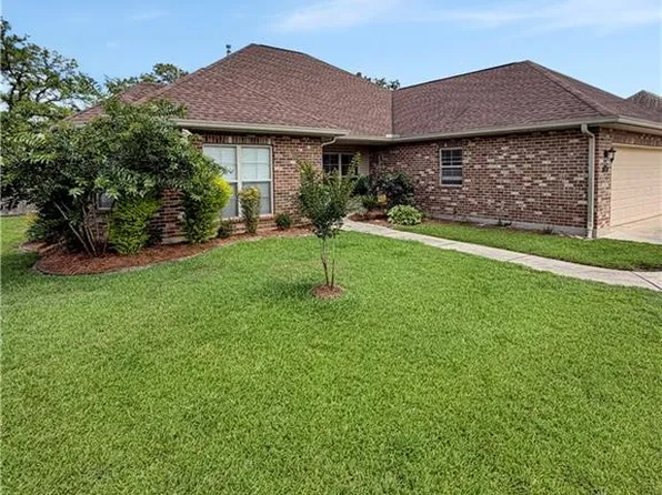39 Magnolia Ct, Ponchatoula, LA 70454