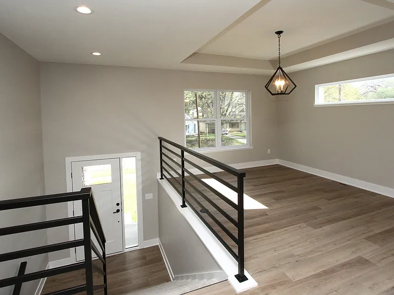 4105 J St — Photo 5