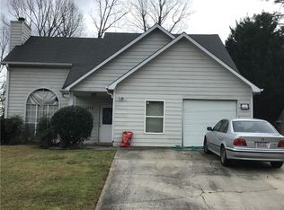 1414 Oak Knoll Dr NE, Conyers, GA 30012