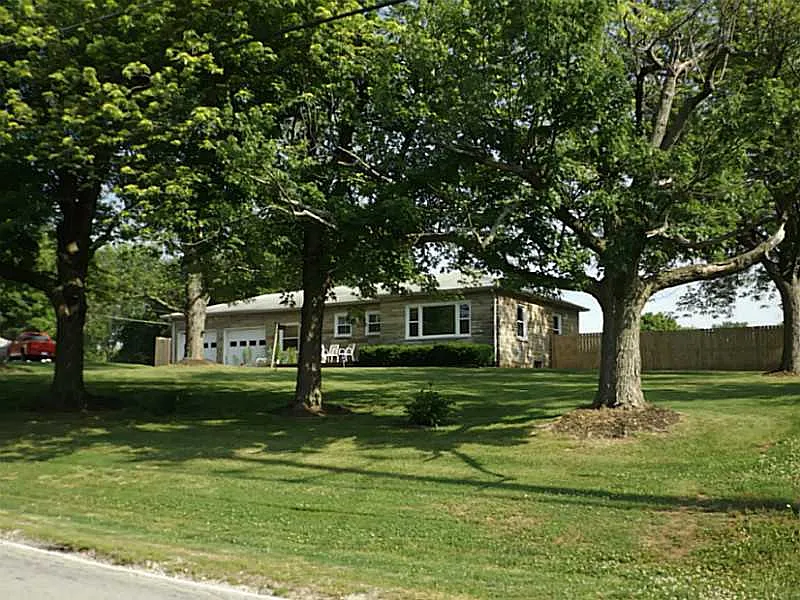 1110 W Banta Rd photo 1