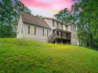335 Sugarbush Rd, Henryville, PA 18332