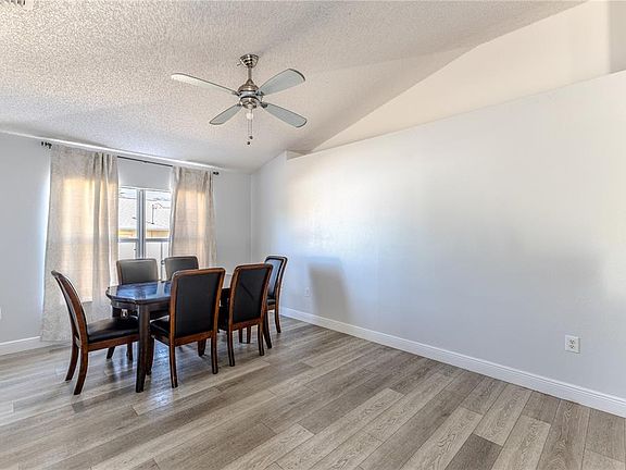 5th image of 5437 Freeport Dr