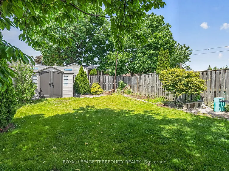 1173 Shadeland Dr — Photo 46