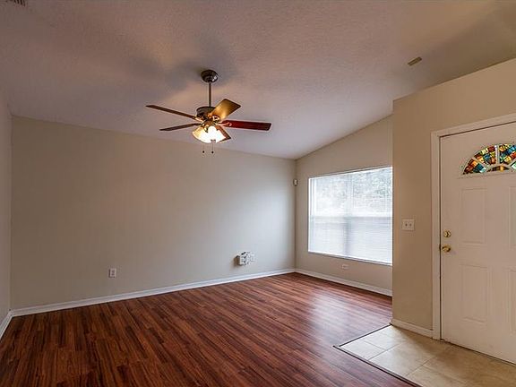5th image of 5803 N 34th St