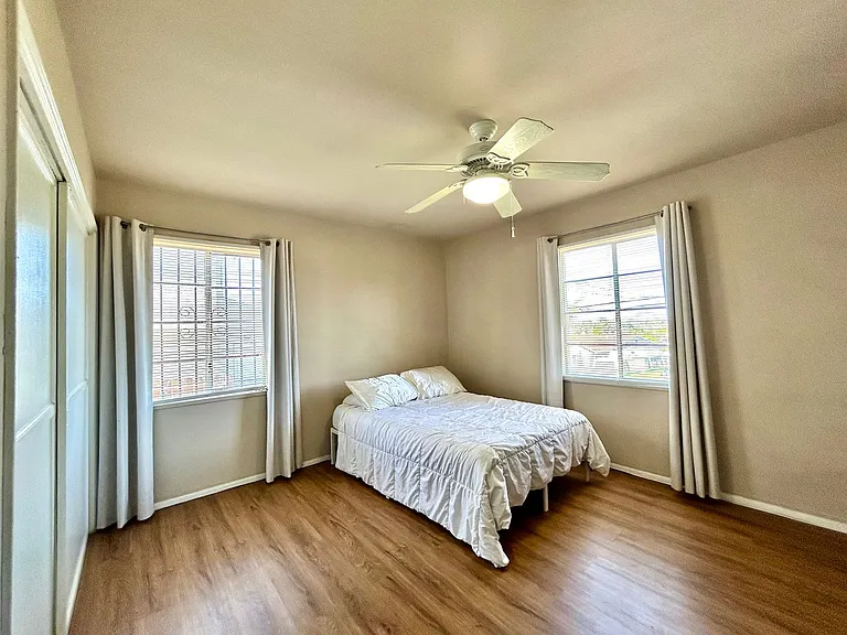5440 McGann Dr — Photo 8