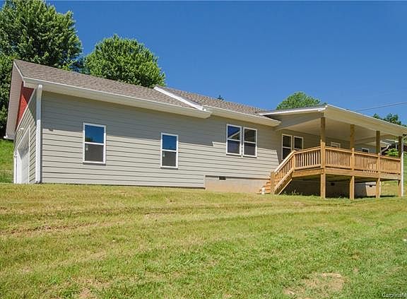 2nd image of 29 Ivy Hill Dr