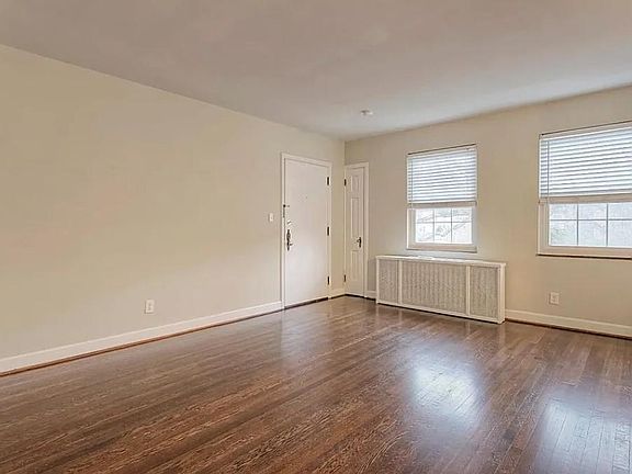 3rd image of 1256 Delta Ave #4
