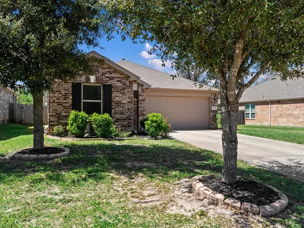 1968 Harmon Dr, Conroe, TX 77304