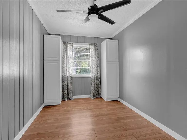 14043 Tennessee Ave — Photo 14