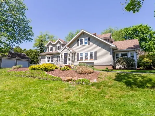 16 Colton Street, Farmington, CT 06032