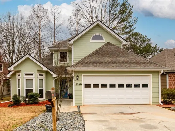1046 Ashbury Dr, Decatur, GA 30030
