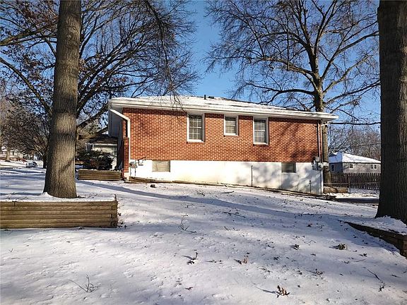 2nd image of 11301 E 61st Ter