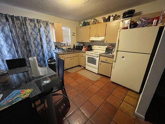 4th image of 4447 47th Ave S