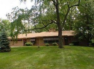 6223 Dover Rd, Indianapolis, IN 46220