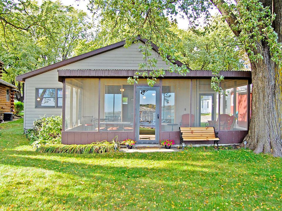 1st image of 15458 Percival Dr