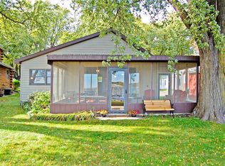 15458 Percival Dr, Spirit Lake, IA 51360