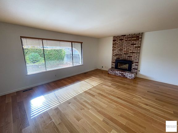 4th image of 1152 McClelland Dr