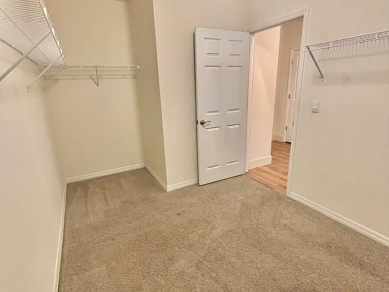 2509 NW 27th Pl — Photo 25