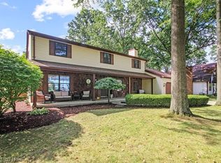 8334 Hilltop Dr, Poland, OH