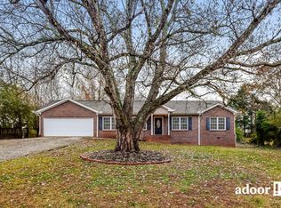 616 William St, Dacula, GA 30019