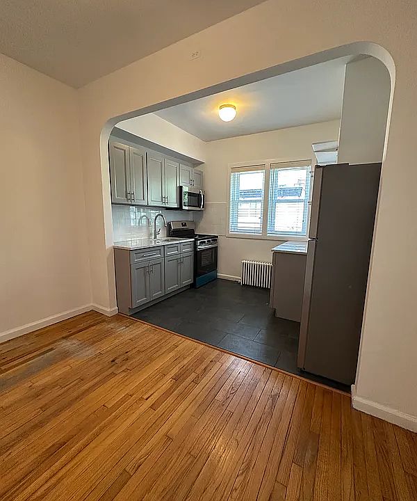 1st image of 61 Wyckoff St Floor 2