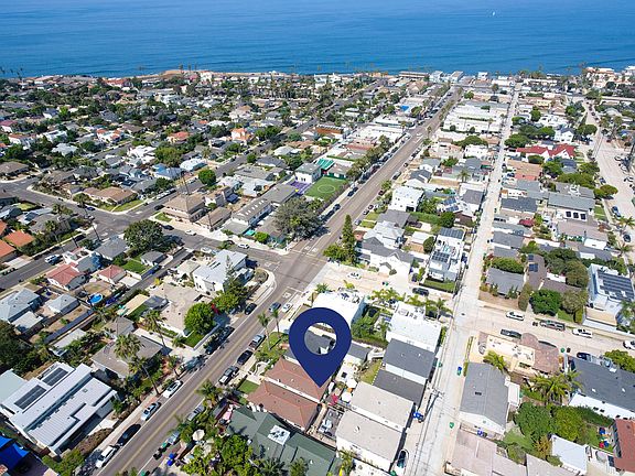 4th image of 4580 Point Loma Ave