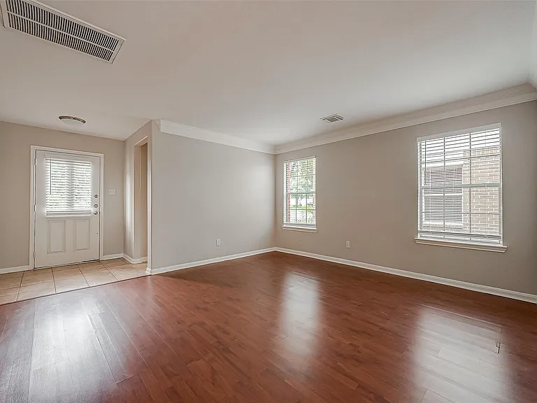 9234 Windswept Grove Dr — Photo 29