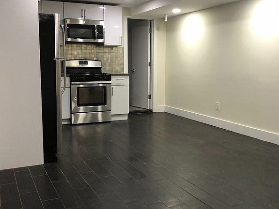 5th image of 156 Woodworth Ave #1