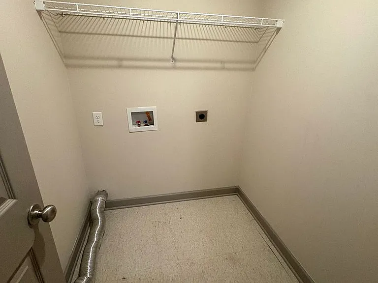 110 Audley Ct — Photo 37