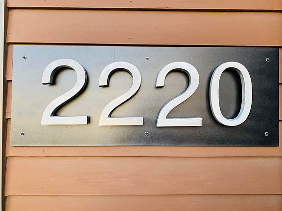 3rd image of 2220 5th Ave S