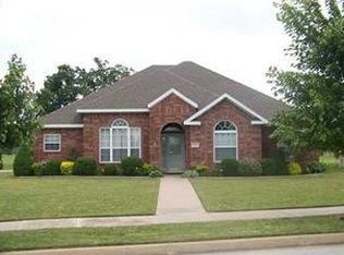 925 June Dr, Springdale, AR 72762
