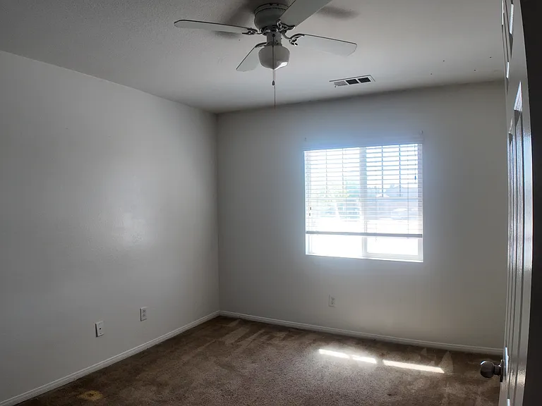 1328 Landmark Ln — Photo 26