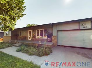 106 Nunn Dr, Holcomb, KS 67851